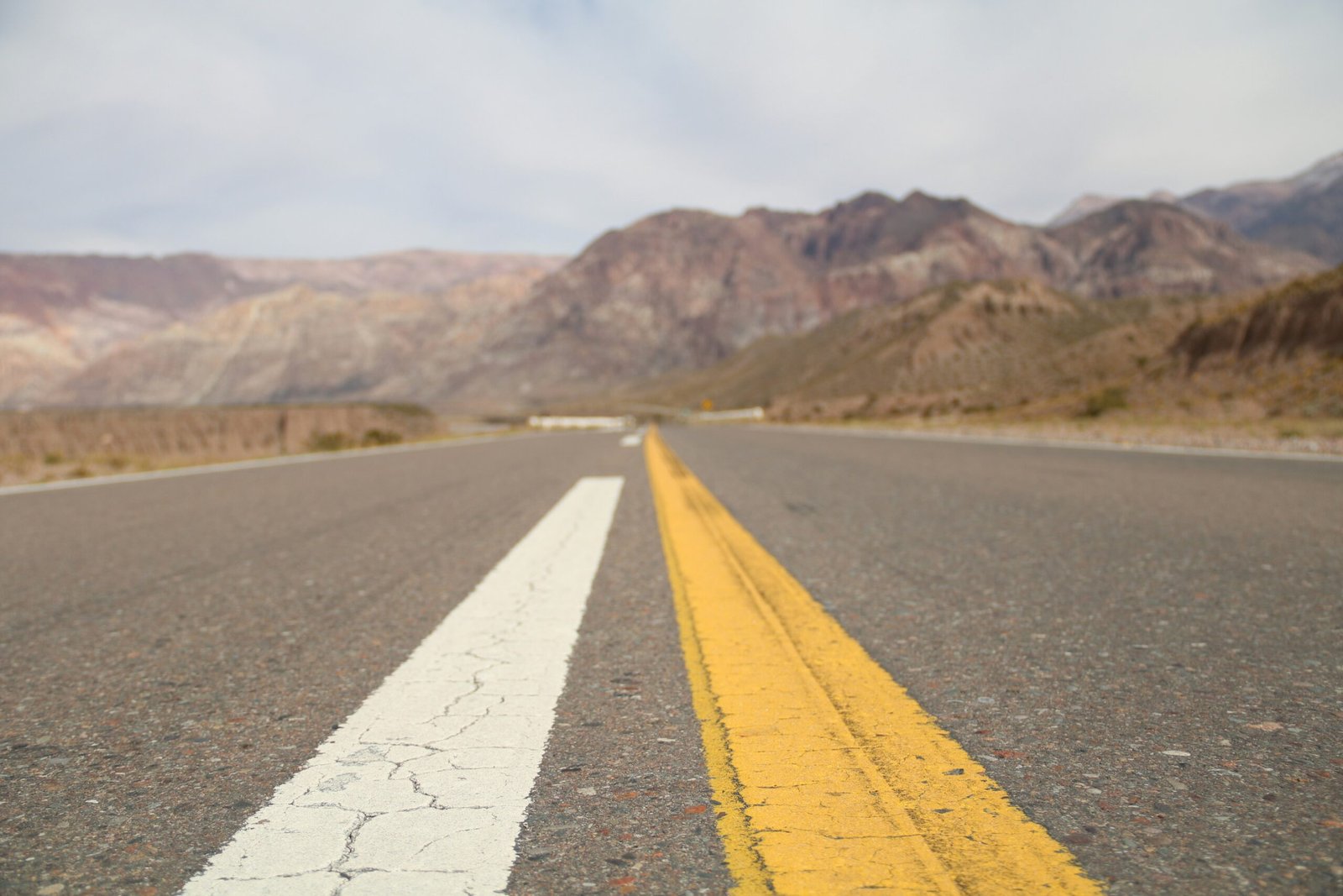 white and yellow road lines